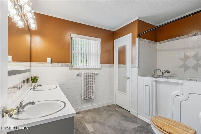 610 Hudson St, Athens, TN 37303