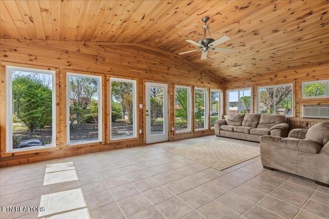 610 Hudson St, Athens, TN 37303