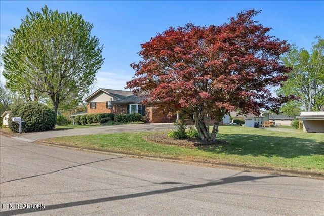610 Hudson St, Athens, TN 37303