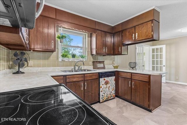 610 Hudson St, Athens, TN 37303