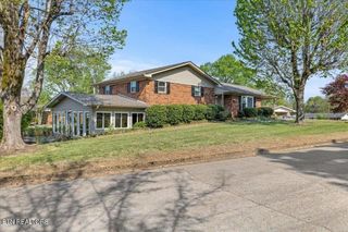 610 Hudson St, Athens, TN 37303