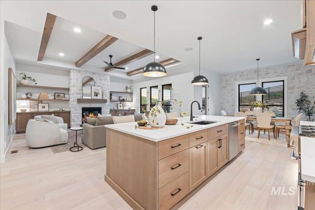 6971 N Cairnhill Way, Eagle, ID 83616