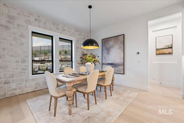 6971 N Cairnhill Way, Eagle, ID 83616