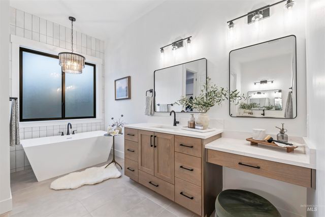 6971 N Cairnhill Way, Eagle, ID 83616