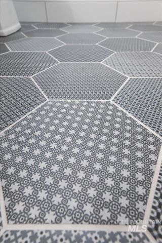 6971 N Cairnhill Way, Eagle, ID 83616