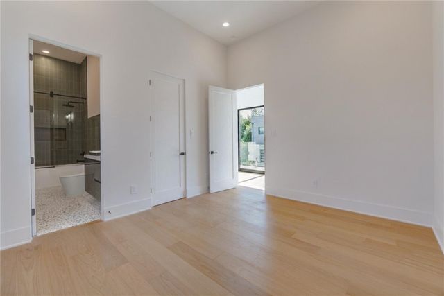 7218 Schiller Street, Houston, TX 77055