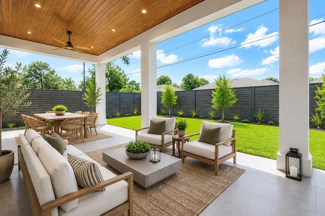 7218 Schiller Street, Houston, TX 77055