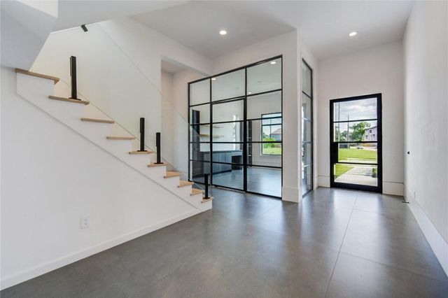 7218 Schiller Street, Houston, TX 77055