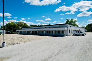 7101 W 111th Street, Worth, IL 60482