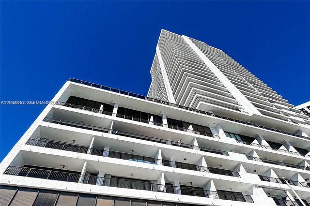 555 NE 15 29H, Miami, FL 33132