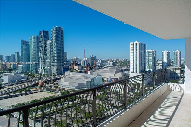 555 NE 15 29H, Miami, FL 33132