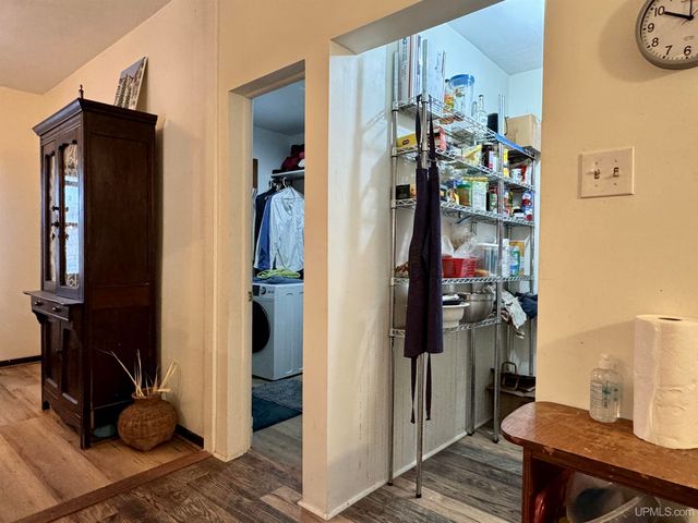 106 E Houghton Avenue, Houghton, MI 49931