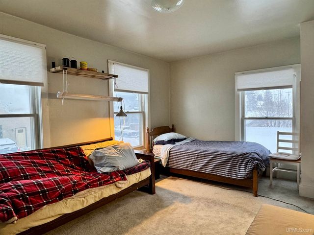 106 E Houghton Avenue, Houghton, MI 49931