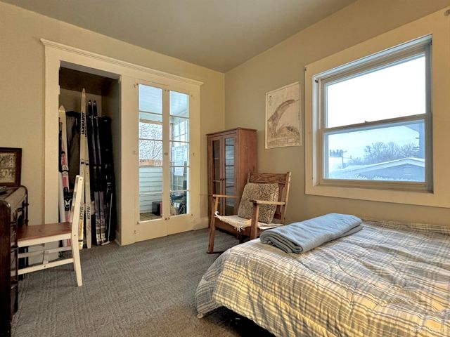 106 E Houghton Avenue, Houghton, MI 49931