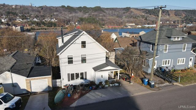 106 E Houghton Avenue, Houghton, MI 49931