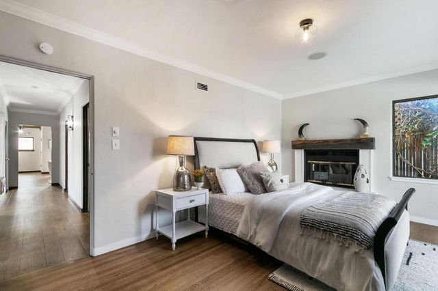 2084 Saint Francis Way, San Carlos, CA 94070