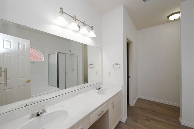 10706 Gleneagles Lane, Rowlett, TX 75089