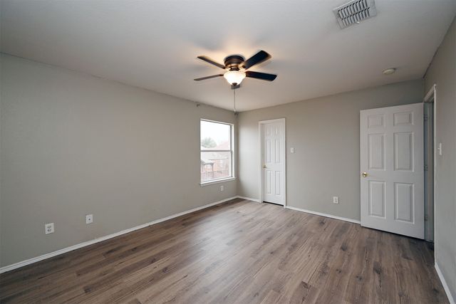 10706 Gleneagles Lane, Rowlett, TX 75089