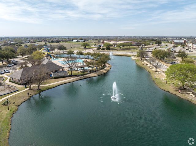 10706 Gleneagles Lane, Rowlett, TX 75089