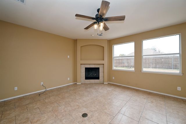 10706 Gleneagles Lane, Rowlett, TX 75089