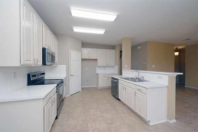 10706 Gleneagles Lane, Rowlett, TX 75089