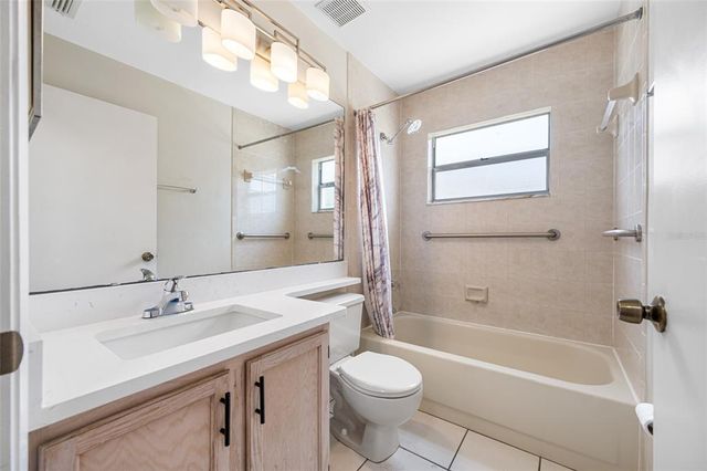 709 47TH STREET E, Bradenton, FL 34208