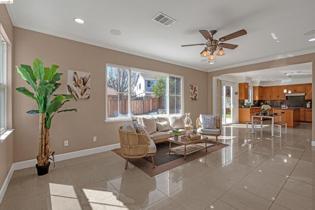 5670 Carlow Way, Antioch, CA 94531