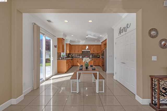 5670 Carlow Way, Antioch, CA 94531