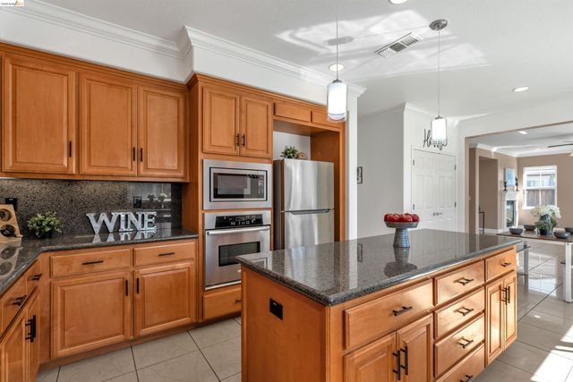 5670 Carlow Way, Antioch, CA 94531