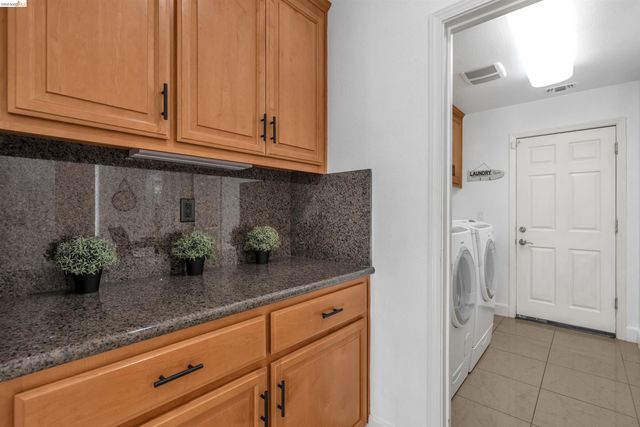 5670 Carlow Way, Antioch, CA 94531