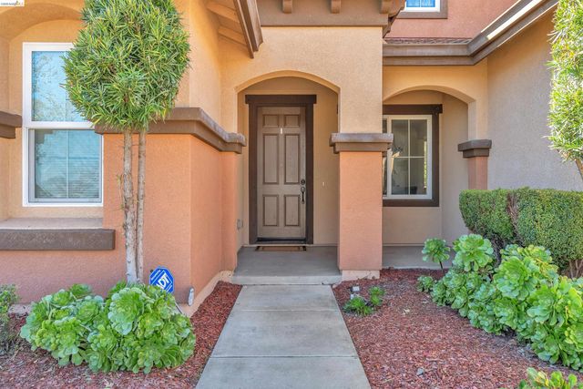 5670 Carlow Way, Antioch, CA 94531