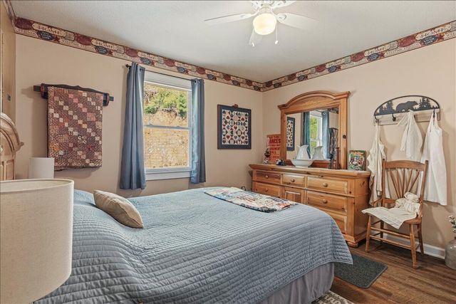 229 Smokey Run Road, Tellico Plains, TN 37385