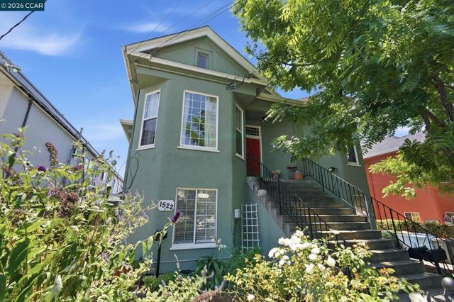 1522 Harmon St, Berkeley, CA 94703