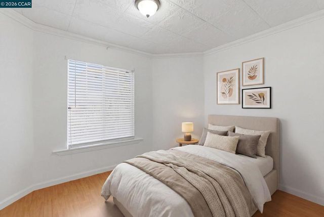 1522 Harmon St, Berkeley, CA 94703