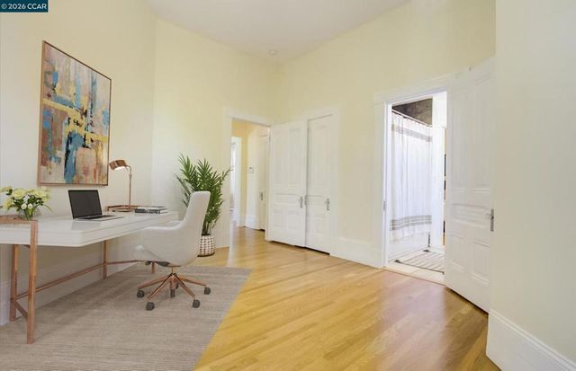 1522 Harmon St, Berkeley, CA 94703