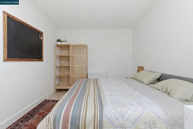 1522 Harmon St, Berkeley, CA 94703
