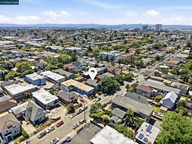 1522 Harmon St, Berkeley, CA 94703