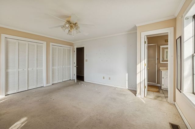 1119 Peninsula Dr, Gallatin, TN 37066