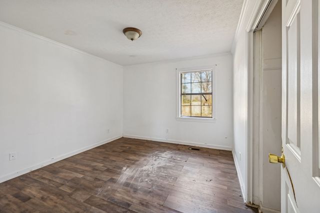 1119 Peninsula Dr, Gallatin, TN 37066