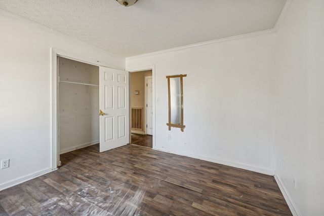 1119 Peninsula Dr, Gallatin, TN 37066