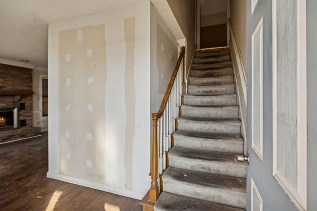 1119 Peninsula Dr, Gallatin, TN 37066