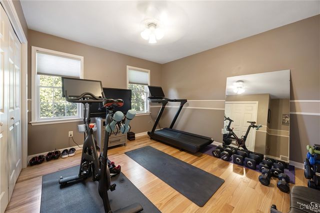 8000 Austrian Pine Circle, Pompey, NY 13104