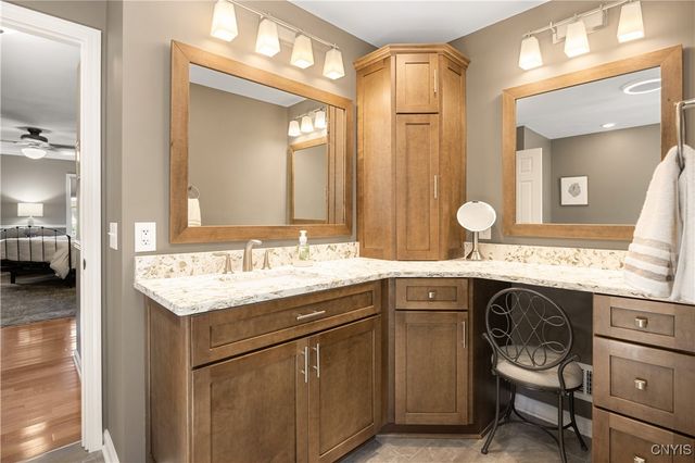 8000 Austrian Pine Circle, Pompey, NY 13104