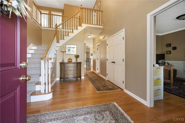 8000 Austrian Pine Circle, Pompey, NY 13104
