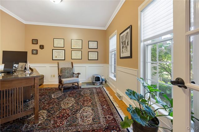 8000 Austrian Pine Circle, Pompey, NY 13104