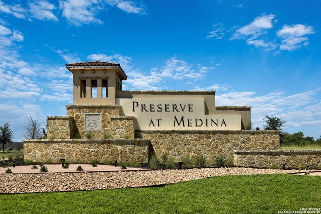 15026 Telfaire Meadow, Von Ormy, TX 78073