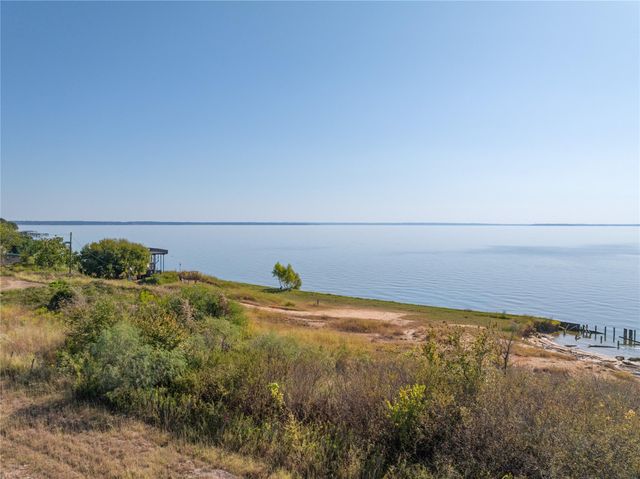 10392 Us Highway 190 E, Point Blank, TX 77364