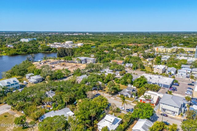 2106 Vernon Place, Melbourne, FL 32901