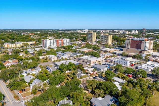 2106 Vernon Place, Melbourne, FL 32901