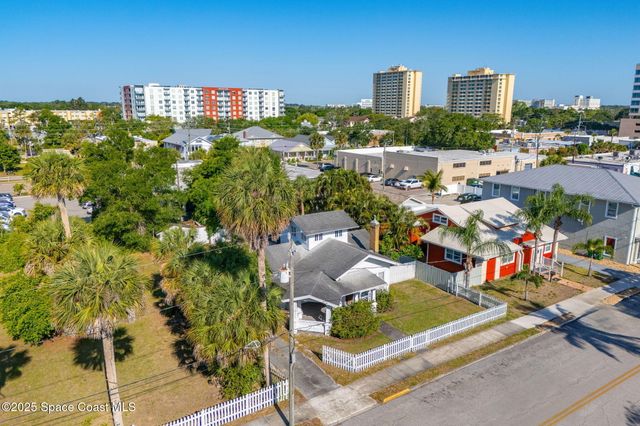 2106 Vernon Place, Melbourne, FL 32901